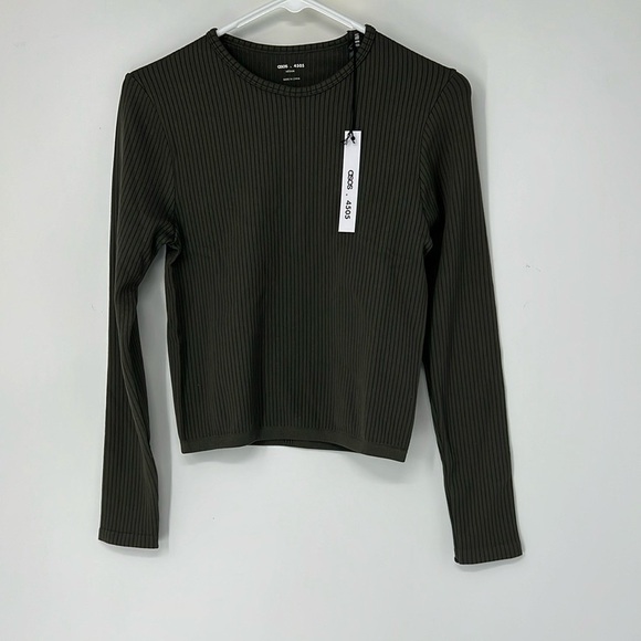 Asos 4505 NWT women’s ribbed top medium - Picture 1 of 7
